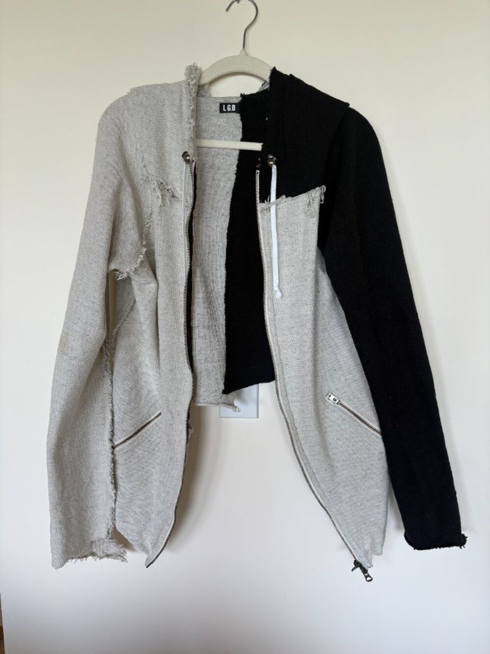 L.G.B, Black and white asymmetric hooded cardigan | OS - Picture 7 of 10